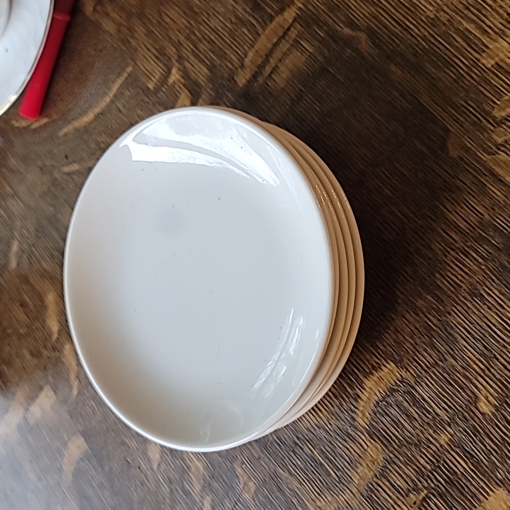 Homer Laughlin Small 5.5 inch  Bread/ Biscuit Plates 6 Vintage GGA-1